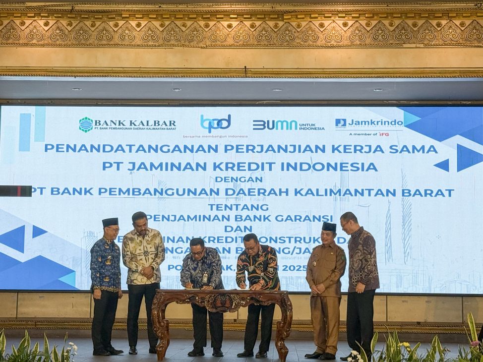 Jamkrindo dan BPD Kalbar Teken Kerja Sama Penjaminan Bank Garansi dan Kredit Konstruksi
